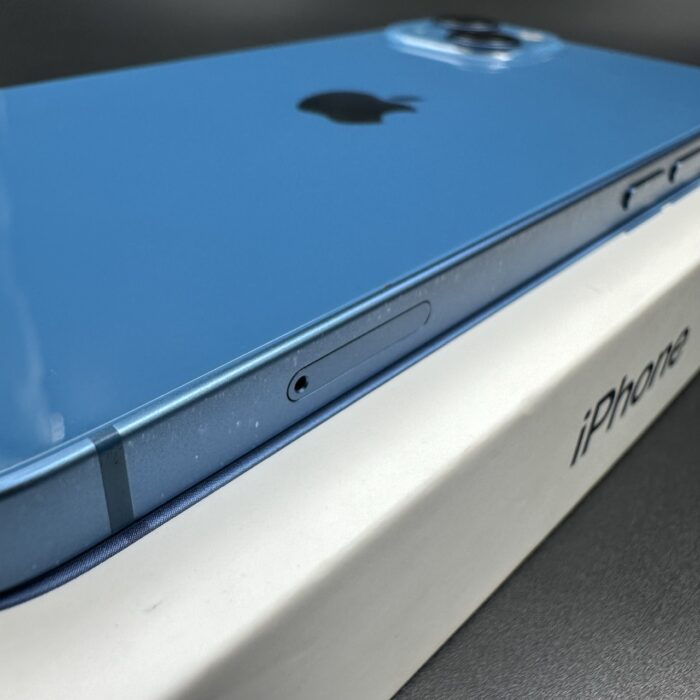 iPhone 13 128GB Blue - Image 8