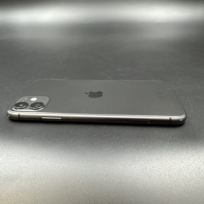 iPhone 11 128GB Black - Image 2