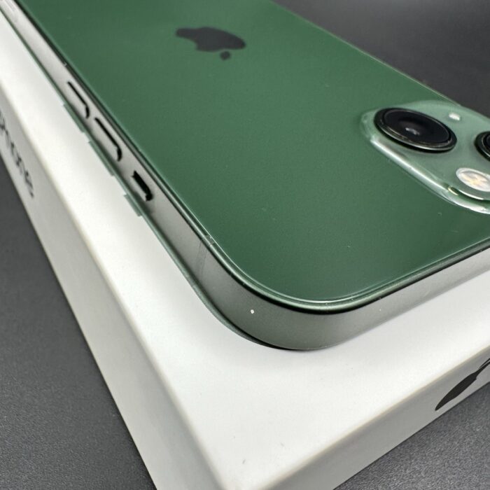iPhone 13 128GB Green - Image 6