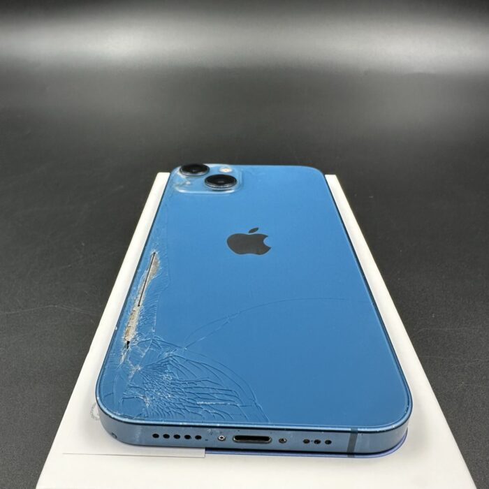 iPhone 13 128GB Blue (Cracked Back) - Image 4