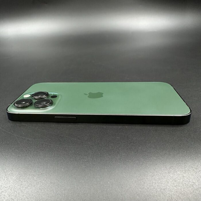 iPhone 13 Pro 256GB Green - Image 2