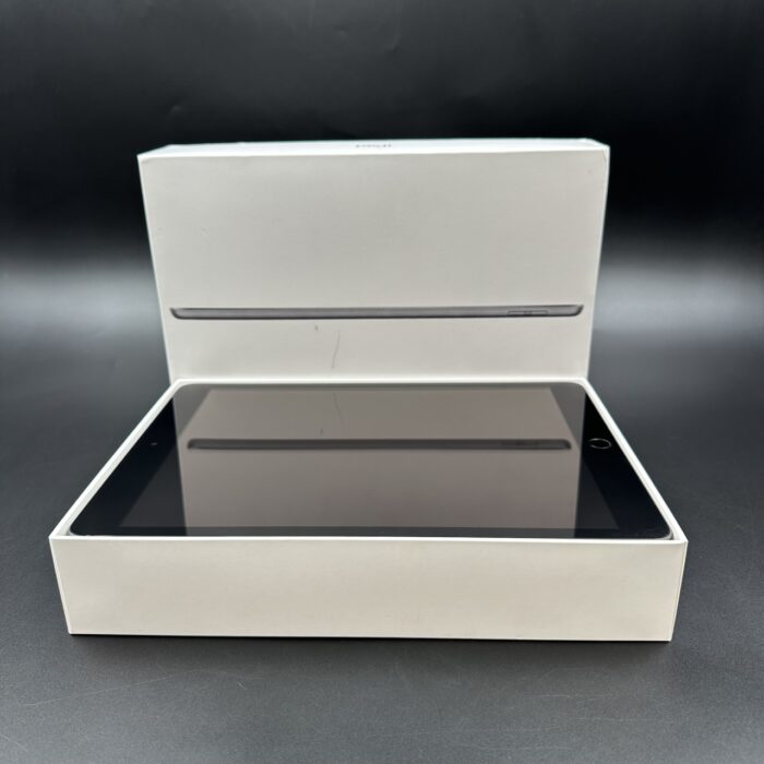iPad 9th Generation 64GB Wifi Space Grey - Image 2