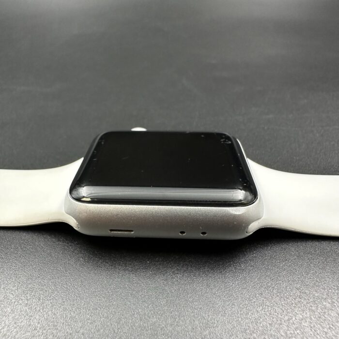 Apple Watch Series 3 38MM Silver - Image 4
