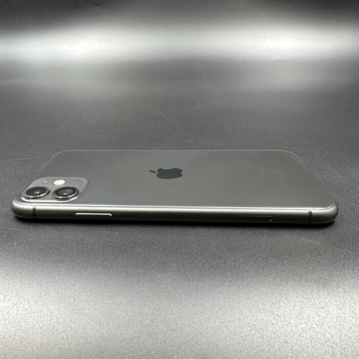 iPhone 11 256GB Black - Image 2