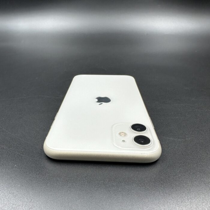 iPhone 11 128GB White - Image 5