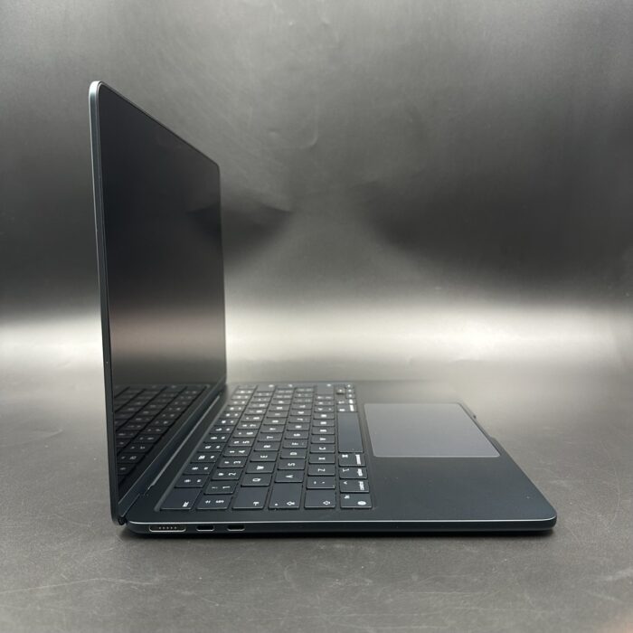 Macbook Air M2 13" 256GB Midnight - Image 3