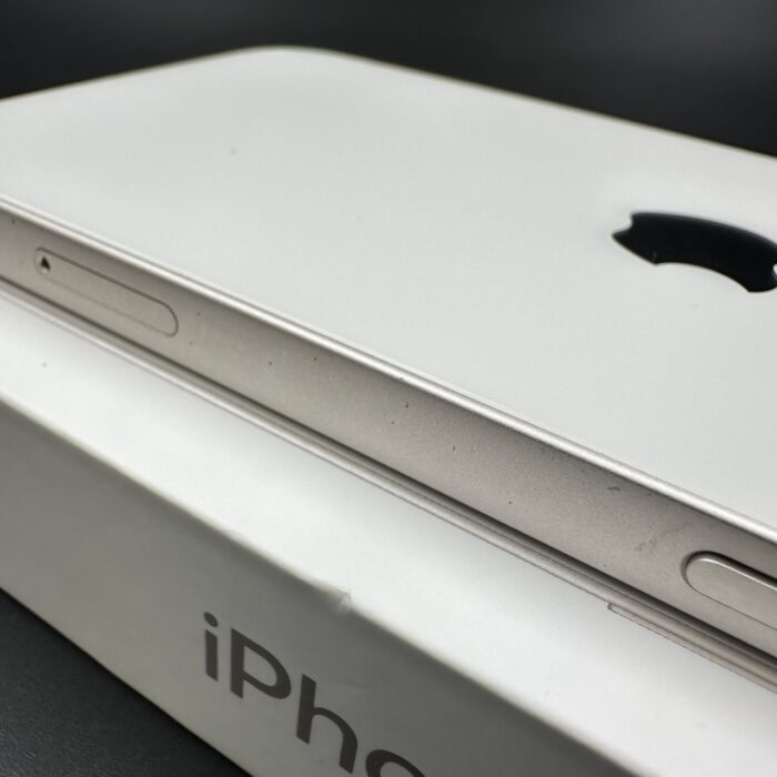 iPhone 13 128GB Starlight - Image 6