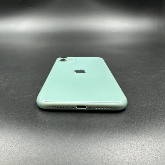 iPhone 11 128GB Green - Image 3