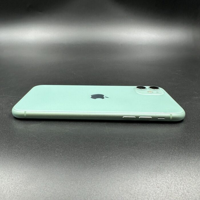 iPhone 11 128GB Green - Image 4