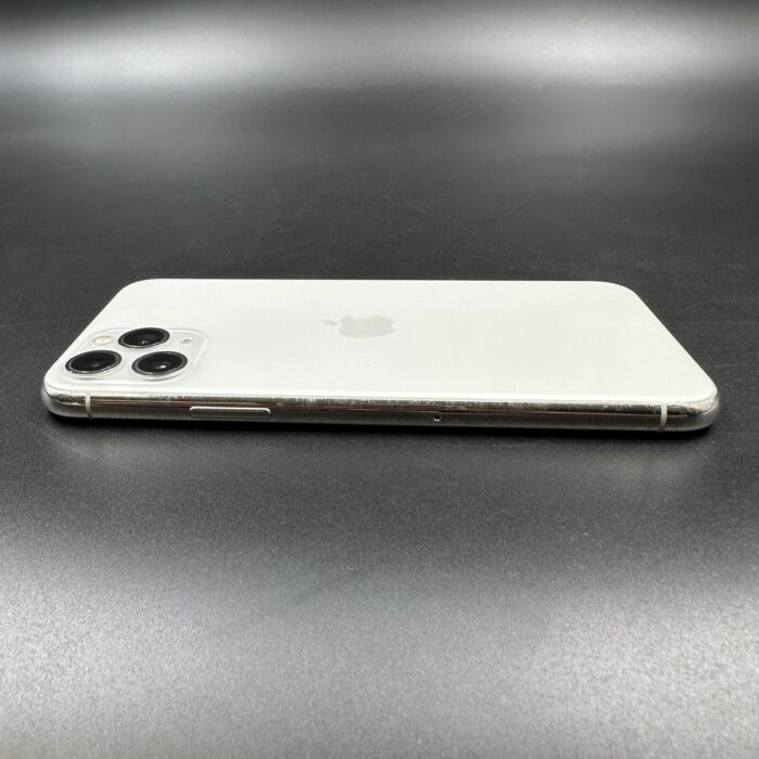iPhone 11 Pro 256GB Silver - Image 2