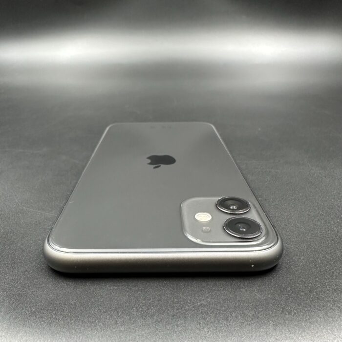 iPhone 11 64GB Black - Image 5