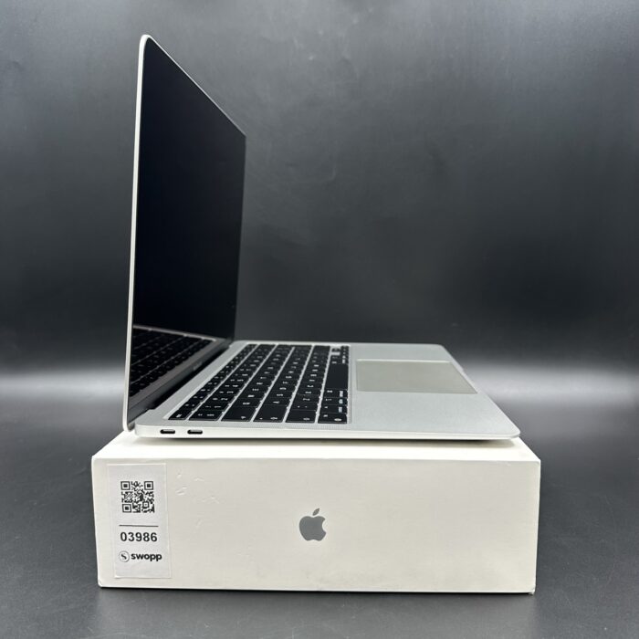 Macbook Air M1 8GB 256GB Silver - Image 3