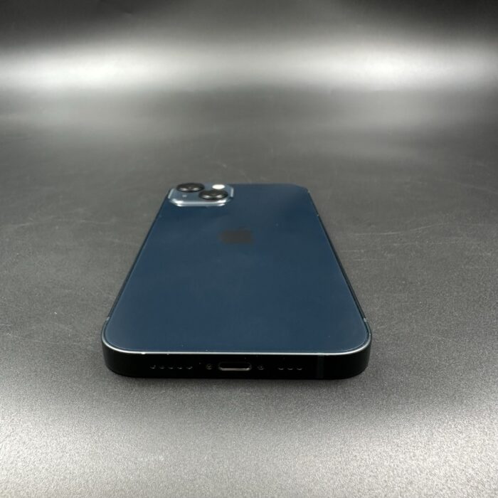 iPhone 13 256GB Midnight - Image 3