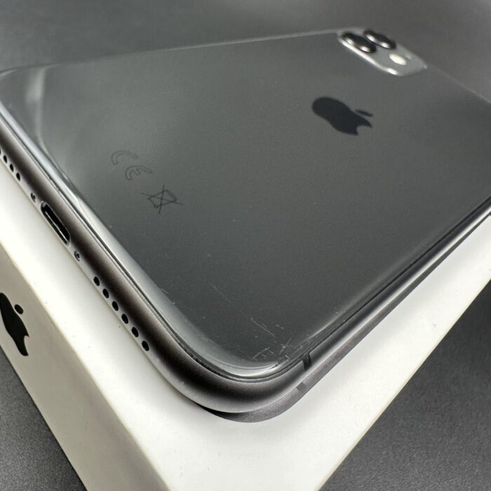 iPhone 11 64GB Black - Image 11