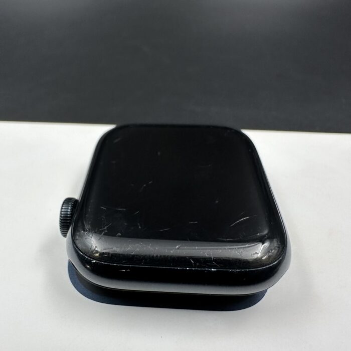 Apple Watch SE (2nd Gen) 44MM Midnight - Image 4