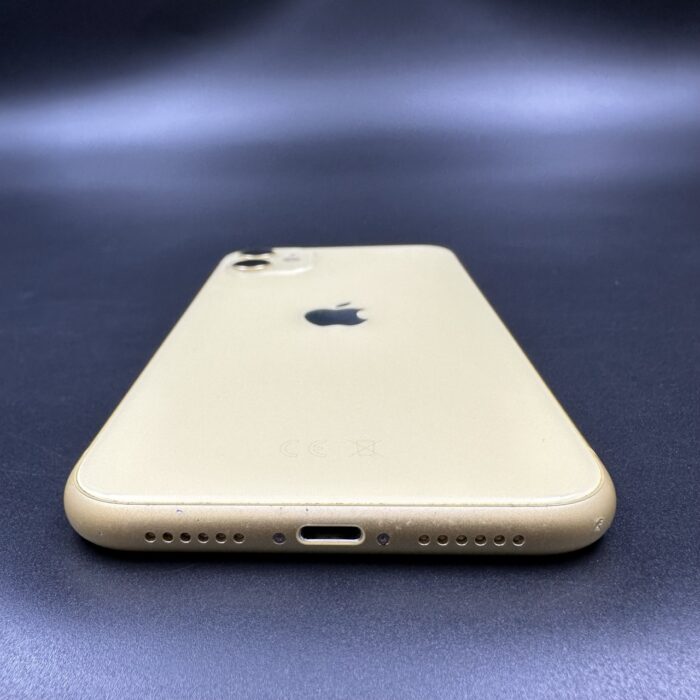 iPhone 11 64GB Yellow - Image 3