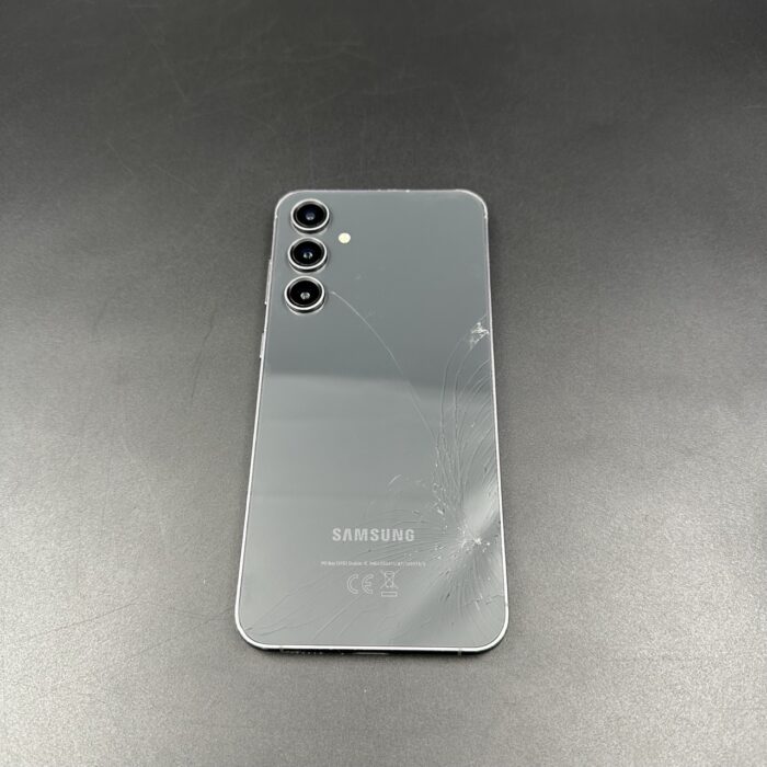 Samsung Galaxy S23 FE 256GB Phantom Black (Cracked Back) - Image 9