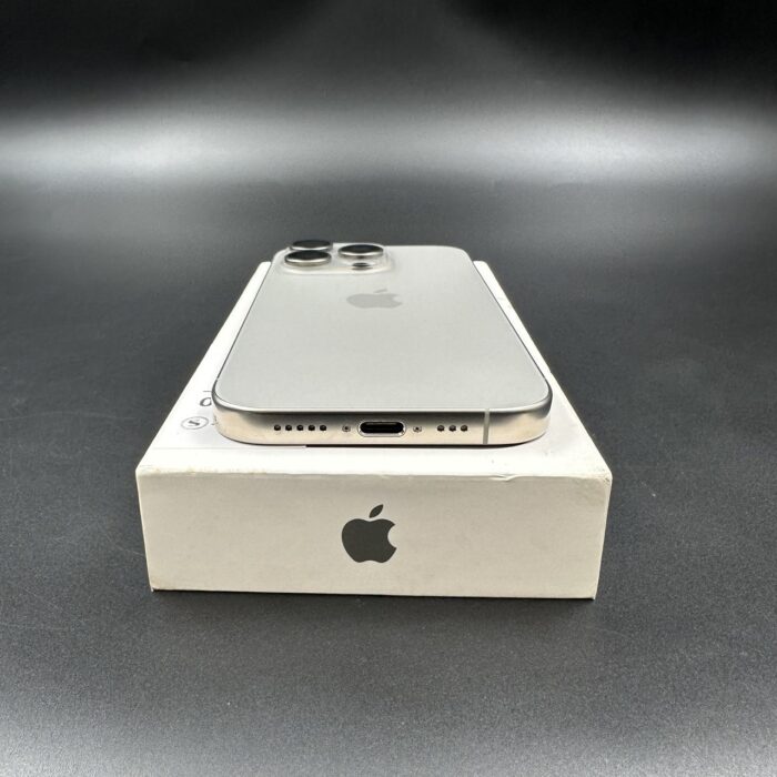 iPhone 16 Pro 256GB Natural Titanium - Image 4