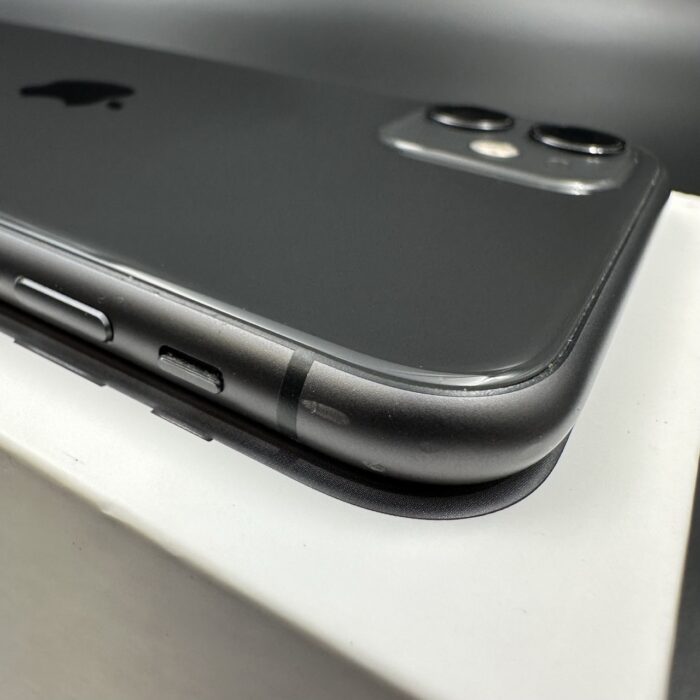 iPhone 11 64GB Black - Image 7