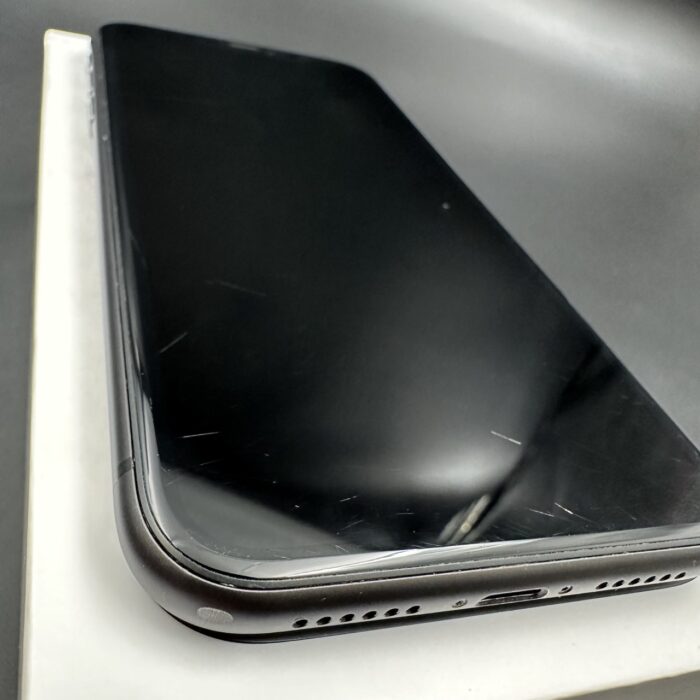 iPhone 11 64GB Black - Image 10