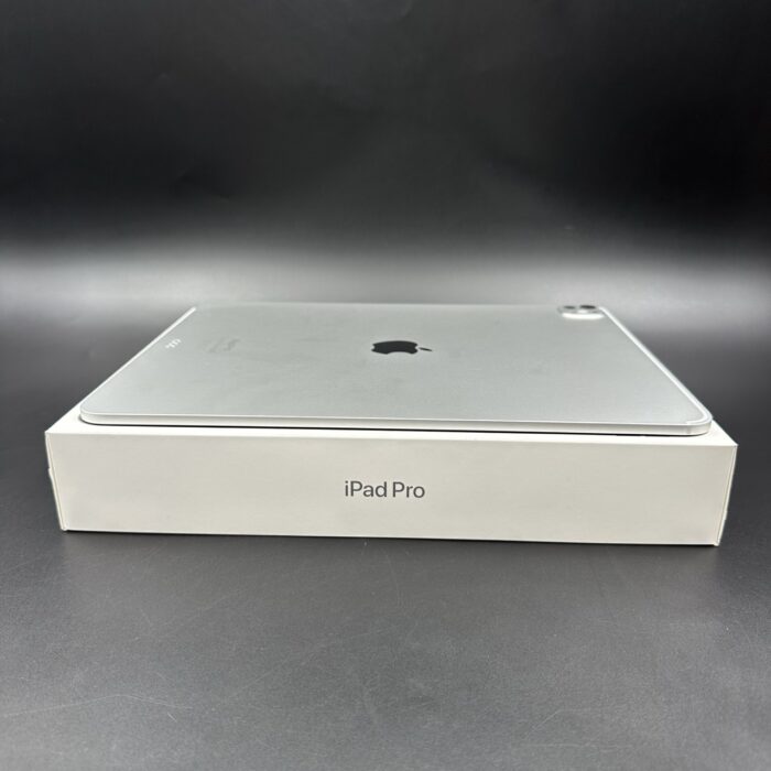 iPad Pro 13-Inch (M4) 256GB WIFI Space Grey - Image 5
