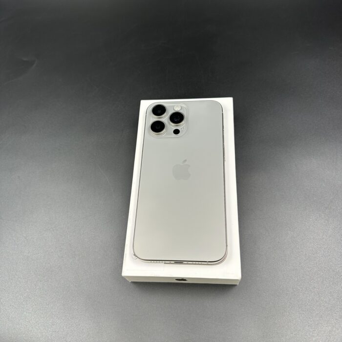 iPhone 15 Pro Max 512GB Natural Titanium - Image 8