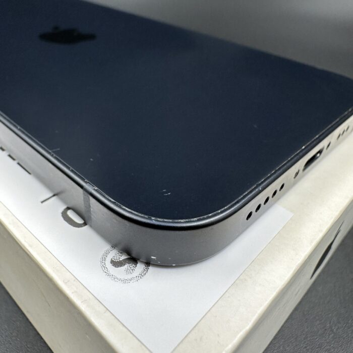 iPhone 12 128GB Black - Image 4