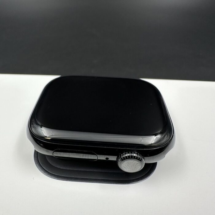 Apple Watch Series 10 46MM Jet Black - Image 4