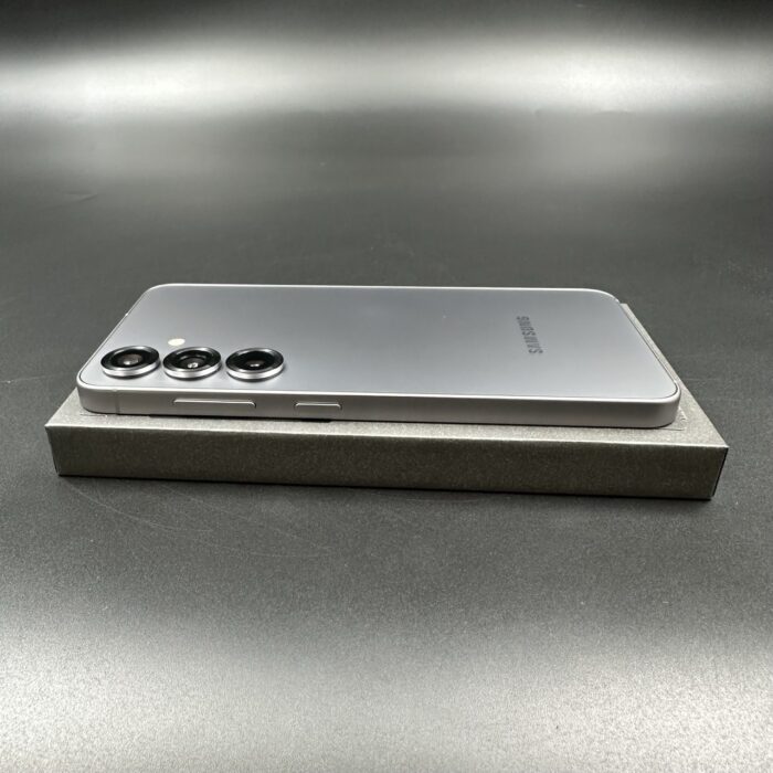 Samsung Galaxy S25 256GB Silver Shadow - Image 3