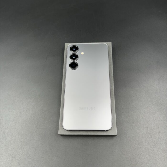 Samsung Galaxy S25 256GB Silver Shadow - Image 8