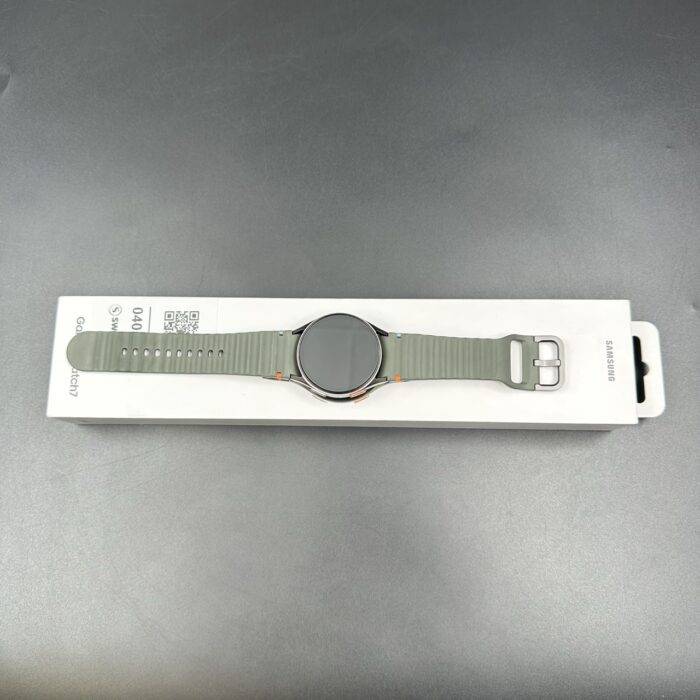 Samsung Galaxy Watch 7 40MM GPS Green - Image 7