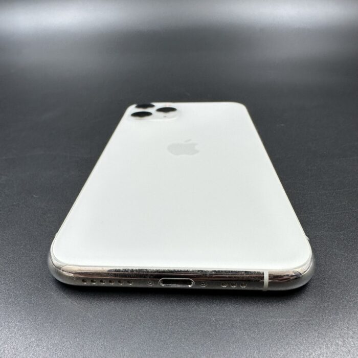 iPhone 11 Pro 64GB Silver - Image 3