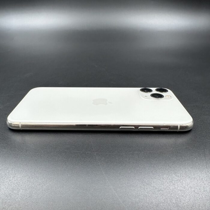 iPhone 11 Pro 64GB Silver - Image 4
