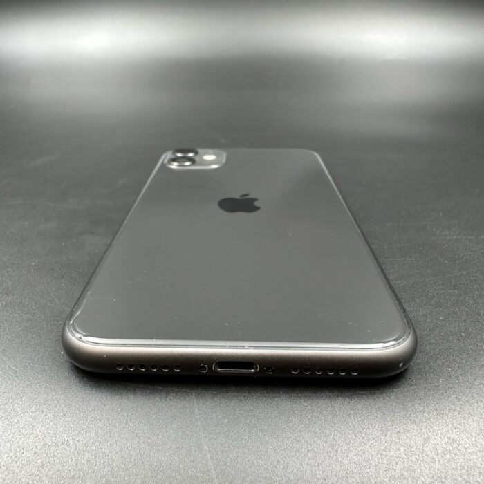 iPhone 11 256GB Black - Image 3