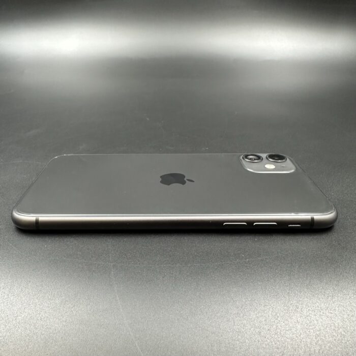 iPhone 11 256GB Black - Image 4