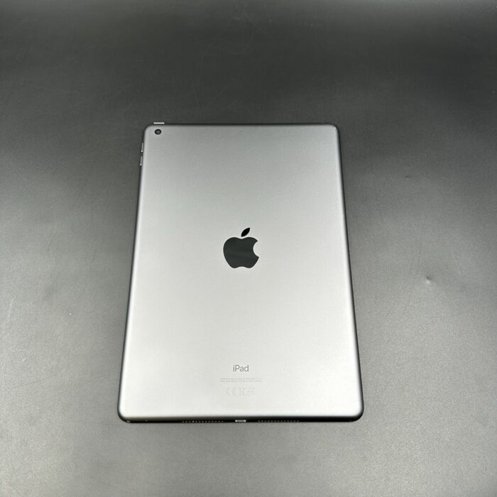 iPad (8th Generation) 128GB Wifi Space Grey - Image 8