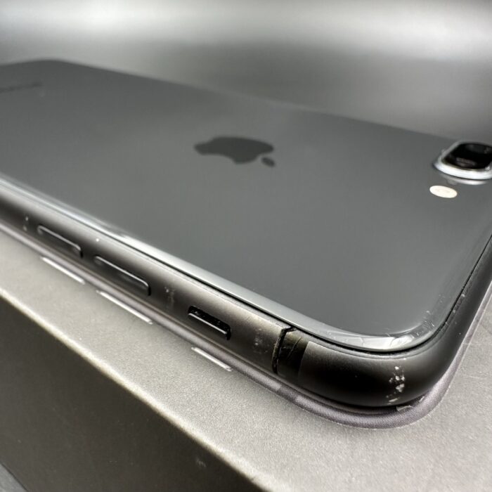 iPhone 8 Plus 256GB Space Grey - Image 6