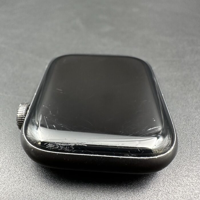 Apple Watch SE (Gen 1) 44MM Space Grey - Image 4