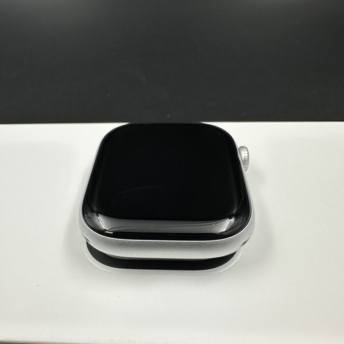 Apple Watch Series 10 46MM Silver - Image 3