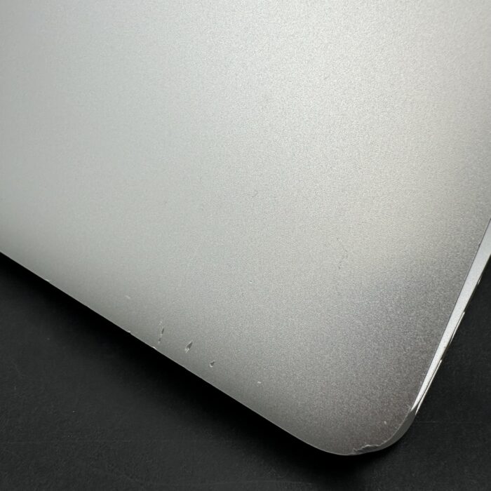 Macbook Air 13" 2017 1.8Ghz | 128GB SSD | 8GB Ram | Core i5 Silver - Image 3