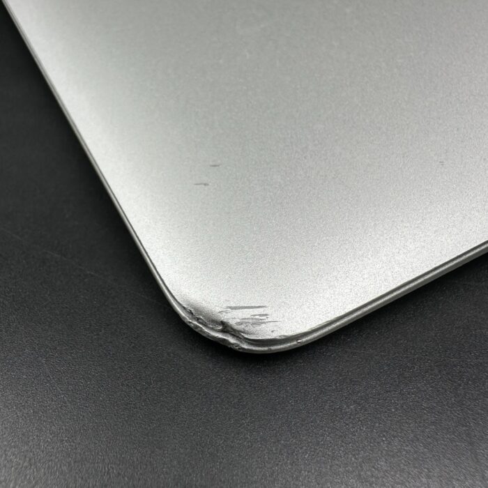 Macbook Air 13" 2017 1.8Ghz | 128GB SSD | 8GB Ram | Core i5 Silver - Image 7