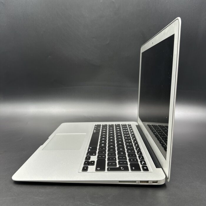 Macbook Air 13" 2015 1.6Ghz | 256GB SSD | 4GB Ram | Core i5 Silver - Image 4