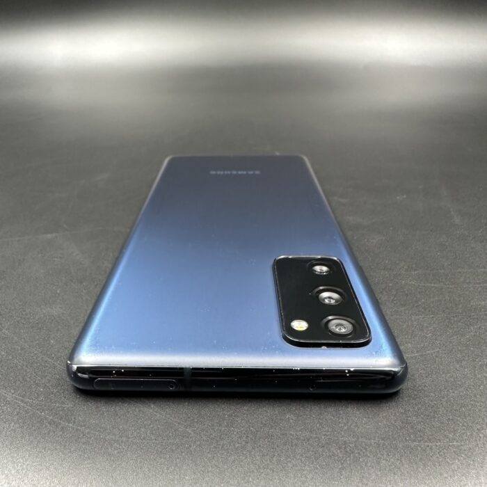 Samsung Galaxy S20 FE 5G 128GB Dual Sim Blue - Image 5