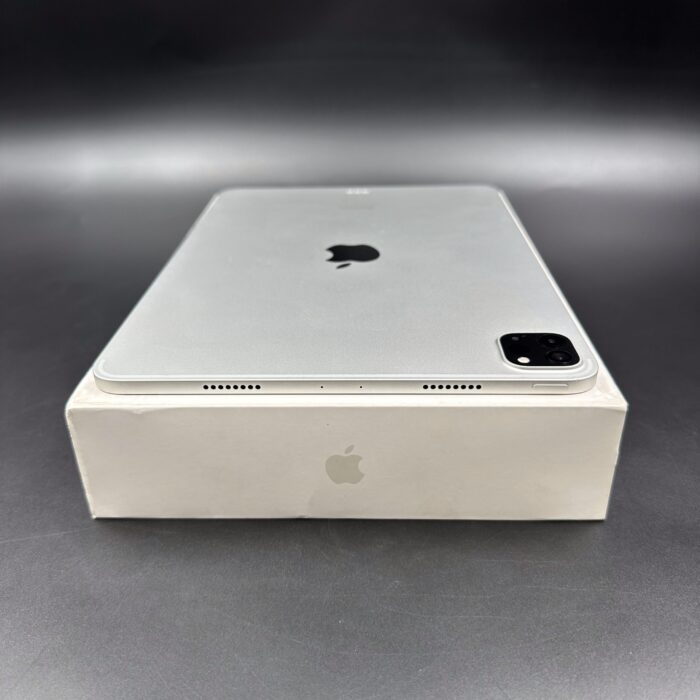 iPad Pro 11-inch M2 256GB (4th Generation) Wifi Silver - Image 6