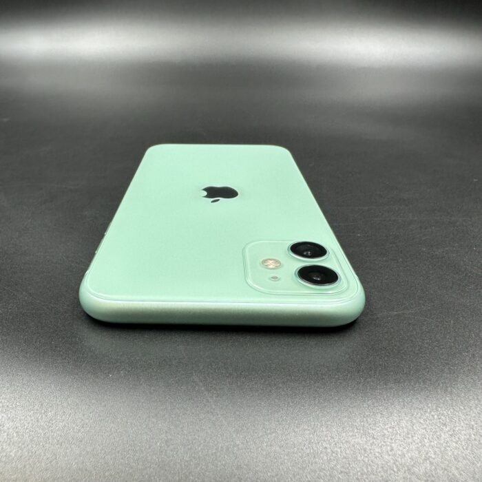 iPhone 11 64GB Green - Image 5