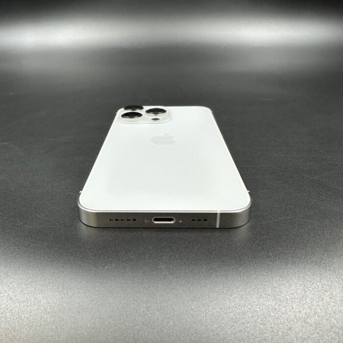 iPhone 13 Pro 128GB Silver - Image 3
