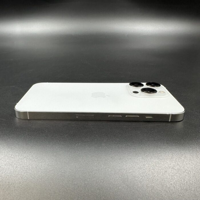 iPhone 13 Pro 128GB Silver - Image 4