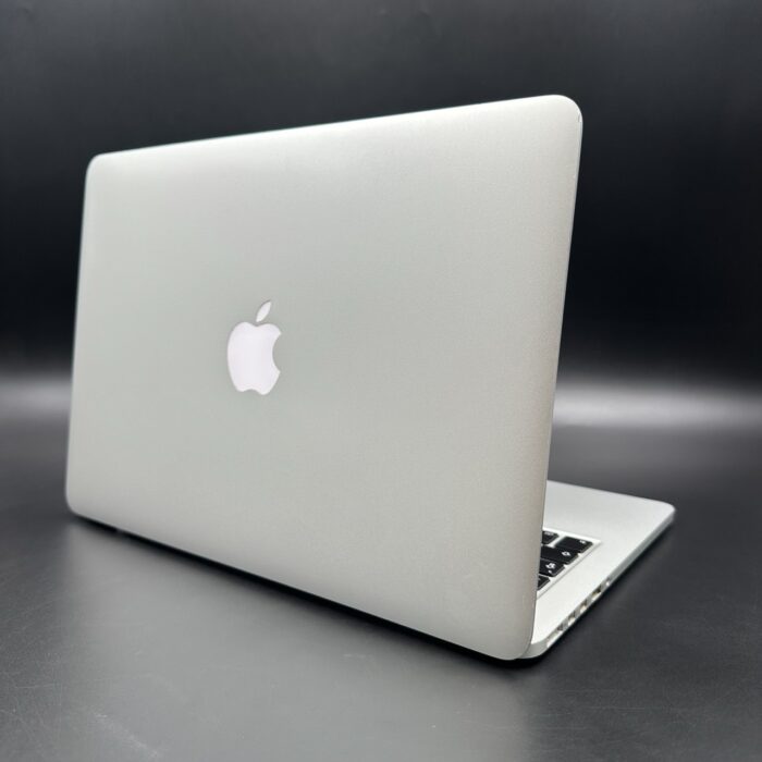 Macbook Pro 13" 2015 2.7GHz | 256GB SSD | 8GB Ram | Core i5 Space Grey - Image 2