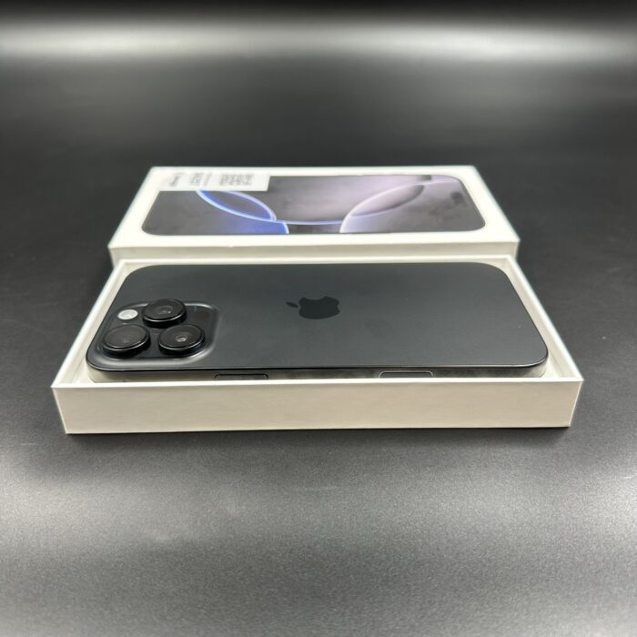 iPhone 16 Pro Max 256GB Black Titanium - Image 2