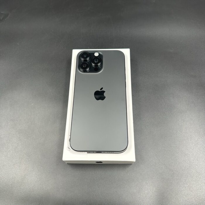iPhone 16 Pro Max 256GB Black Titanium - Image 10